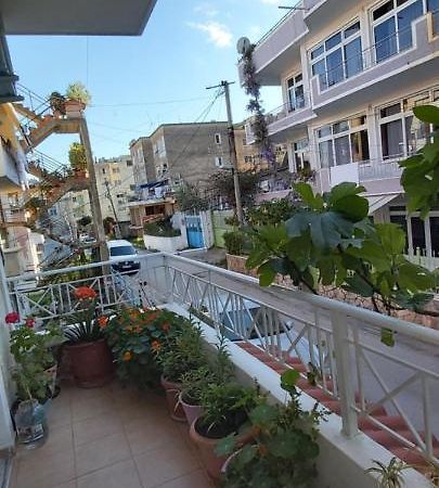 Honey Apartment Near Port Of Saranda Zewnętrze zdjęcie