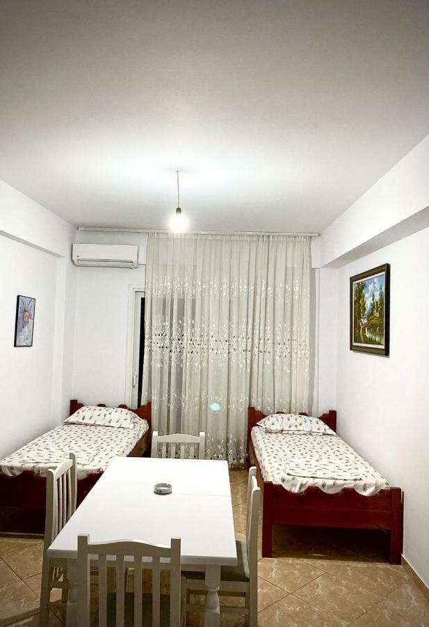 Honey Apartment Near Port Of Saranda Zewnętrze zdjęcie